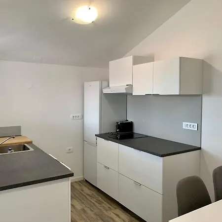 Zakinja * بورتوروز