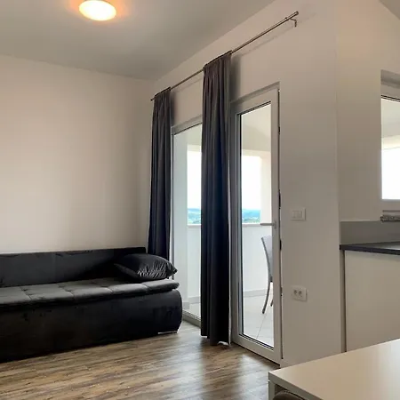 Appartement Zakinja *